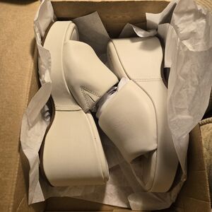 Clarks Glide-ons